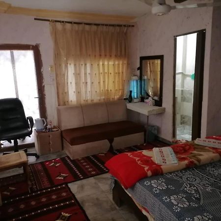 Al Azraq ash Shamālī Guest House Hazem المظهر الخارجي الصورة
